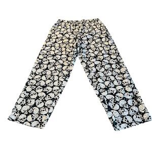 Men’s Black and White Skull Pajama Pants Size 32-34 NWOT